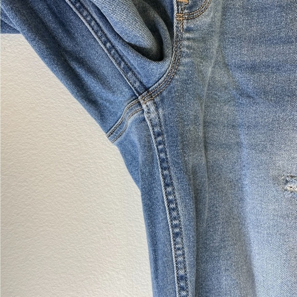 OLD NAVY Full Panel Distressed Maternity Jeans Size 10 LONG - Picture 6 of 9